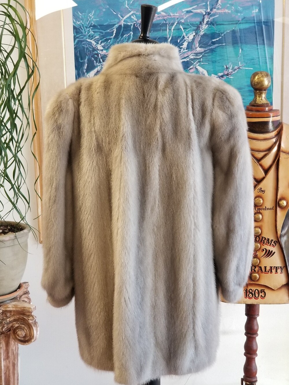 $2895 Classic Light Gray Mink Coat - Picture 4 of 10